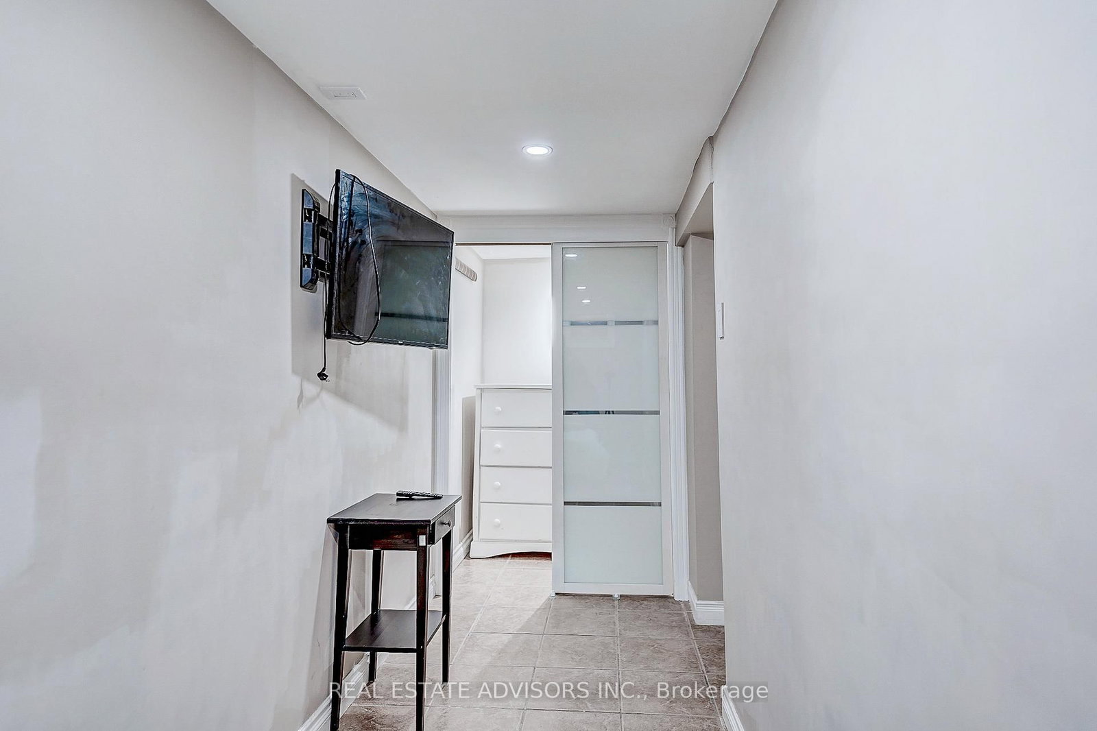 1228 Jane Street N • Toronto, ON photo 10