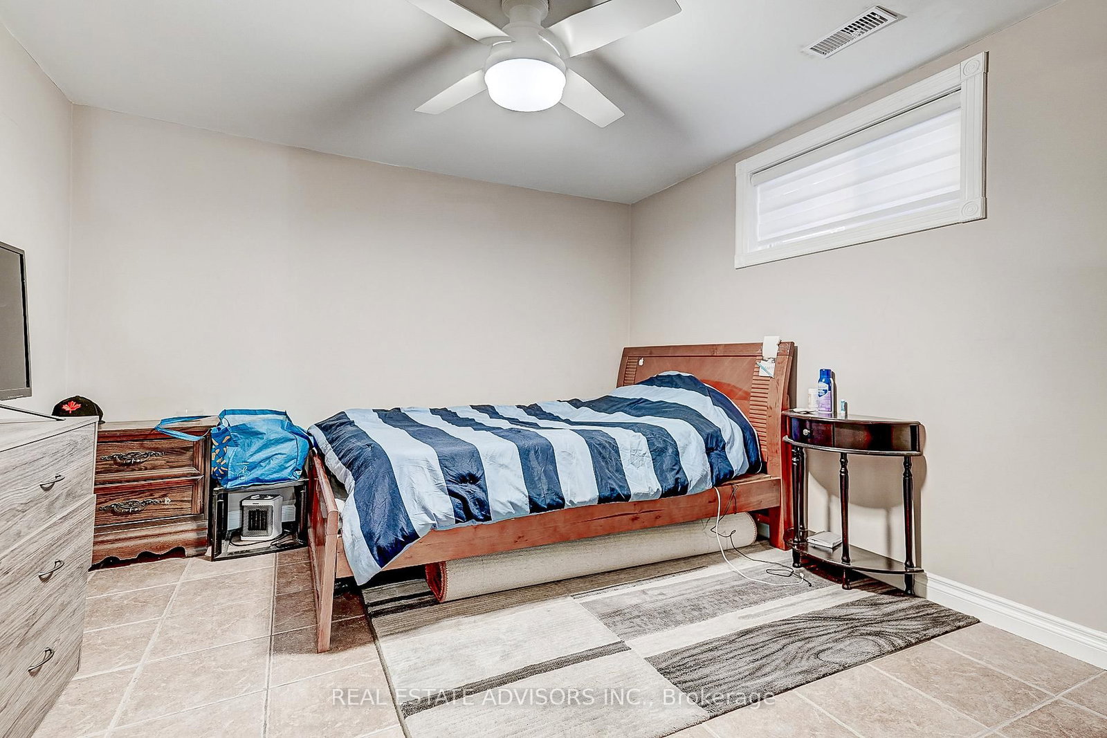 1228 Jane Street N • Toronto, ON photo 12