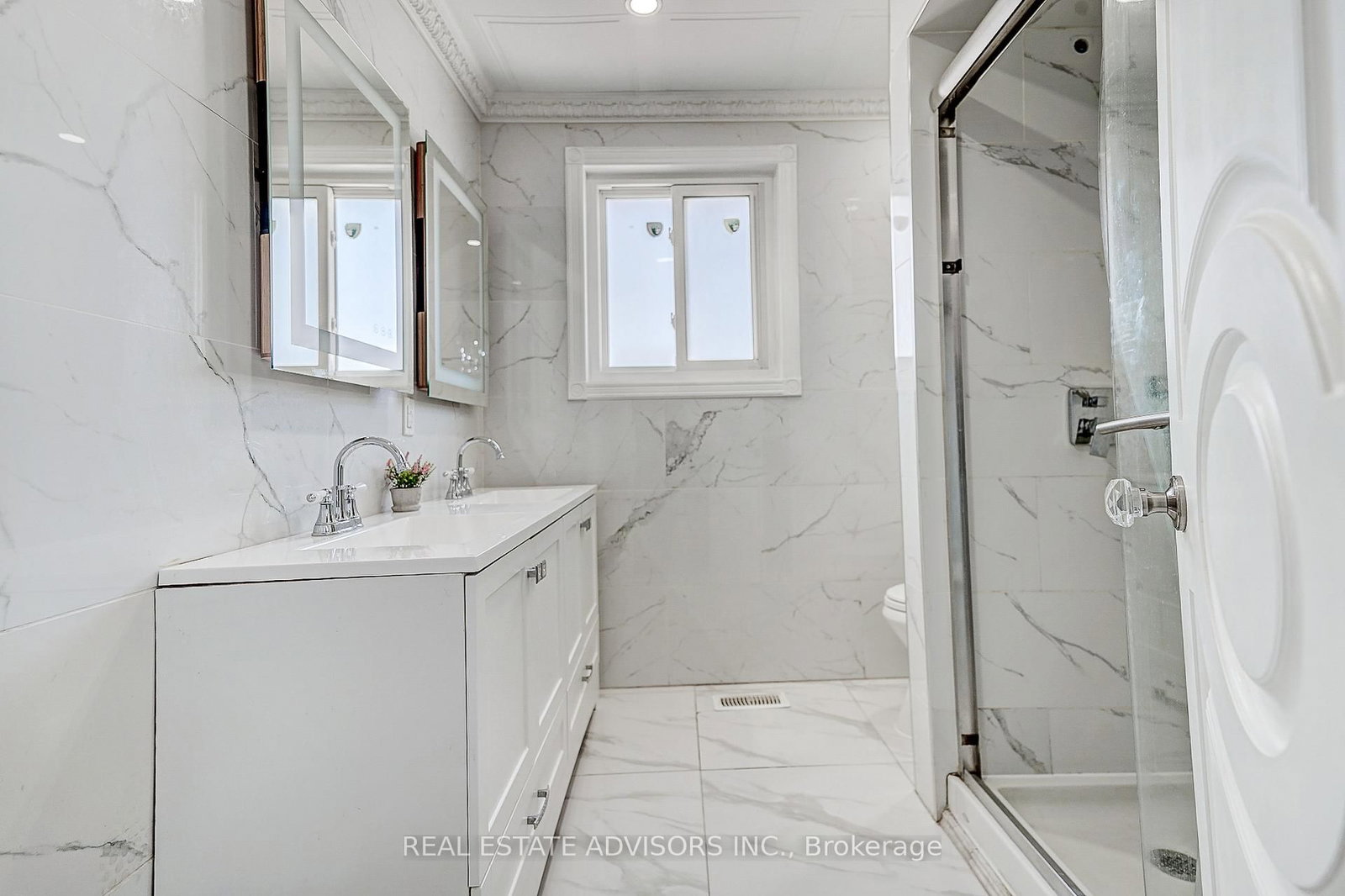 1228 Jane Street N • Toronto, ON photo 17