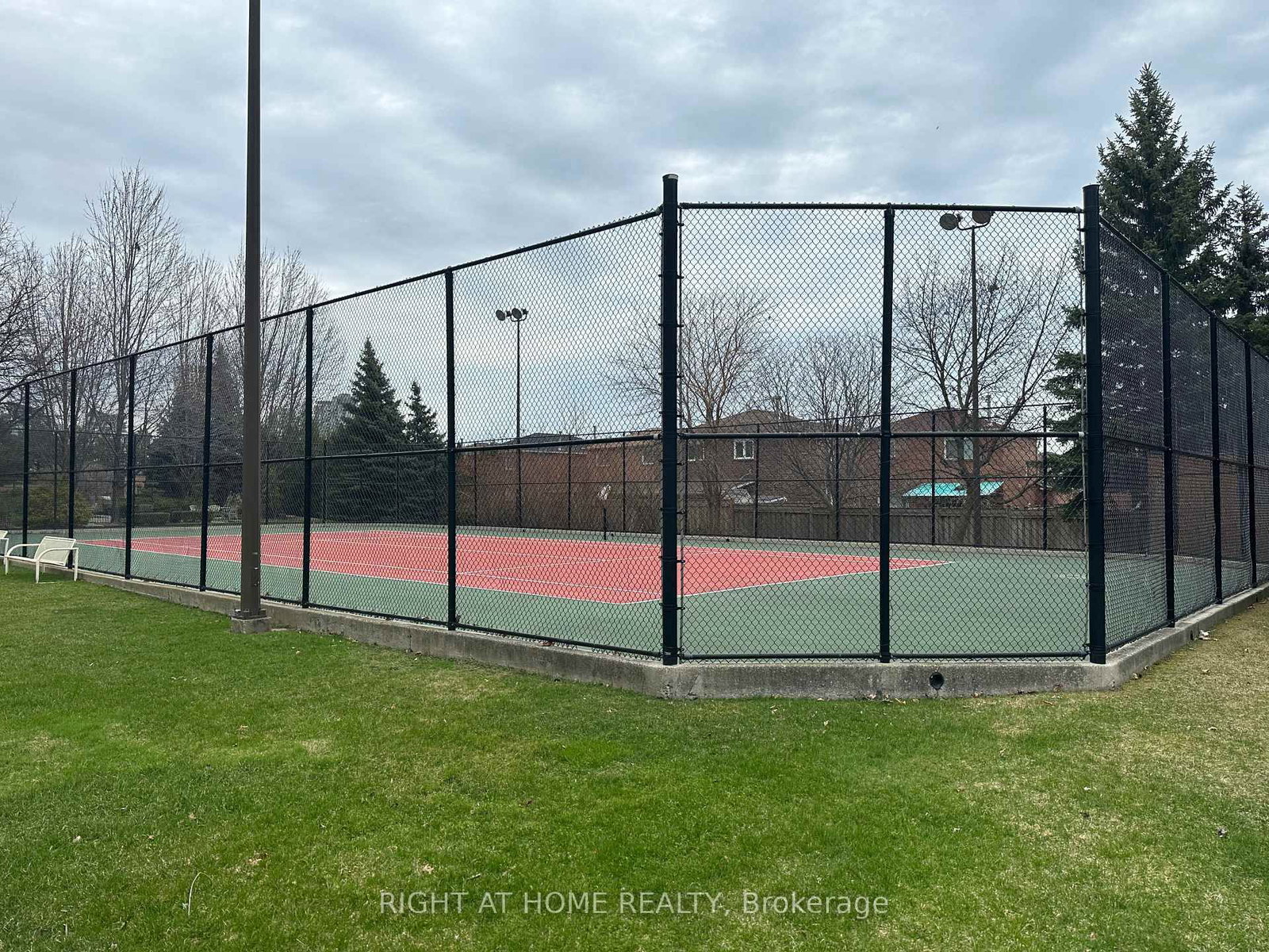 300 Webb Mississauga,ON L5B 3W3 — Photo 24