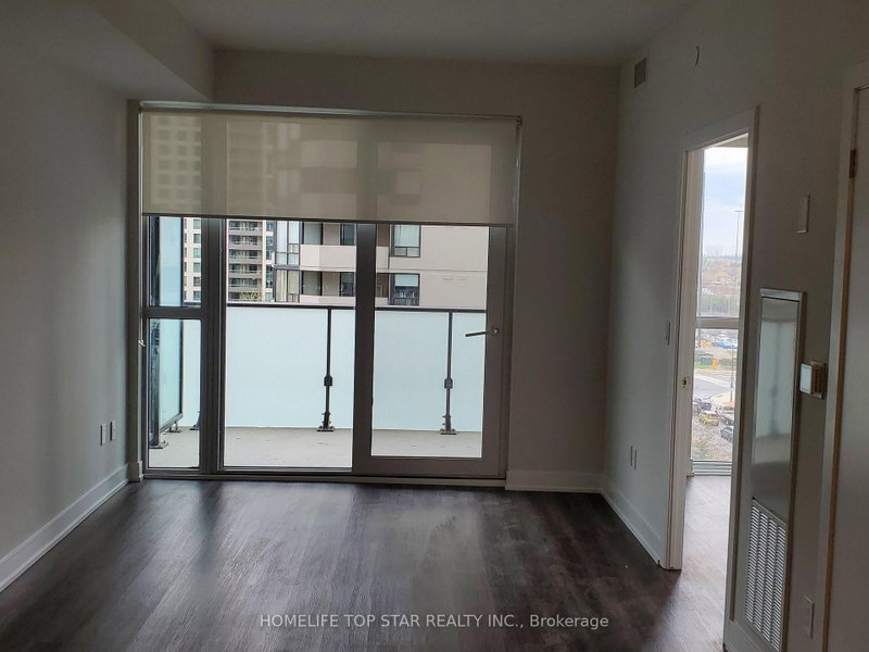 620 - 430 Square One Drive