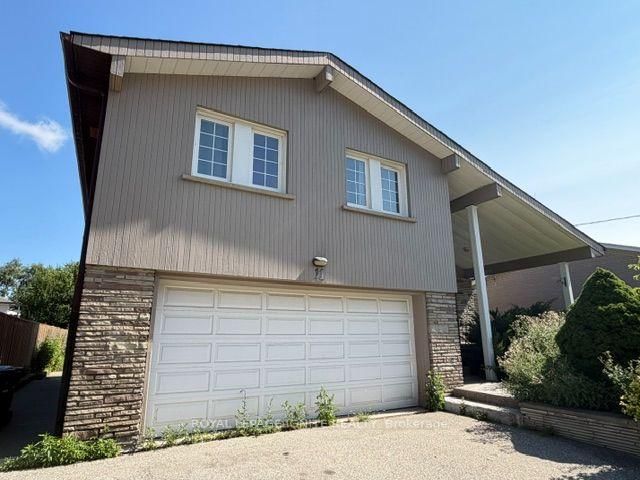 11 Fulwell Cres photo 4
