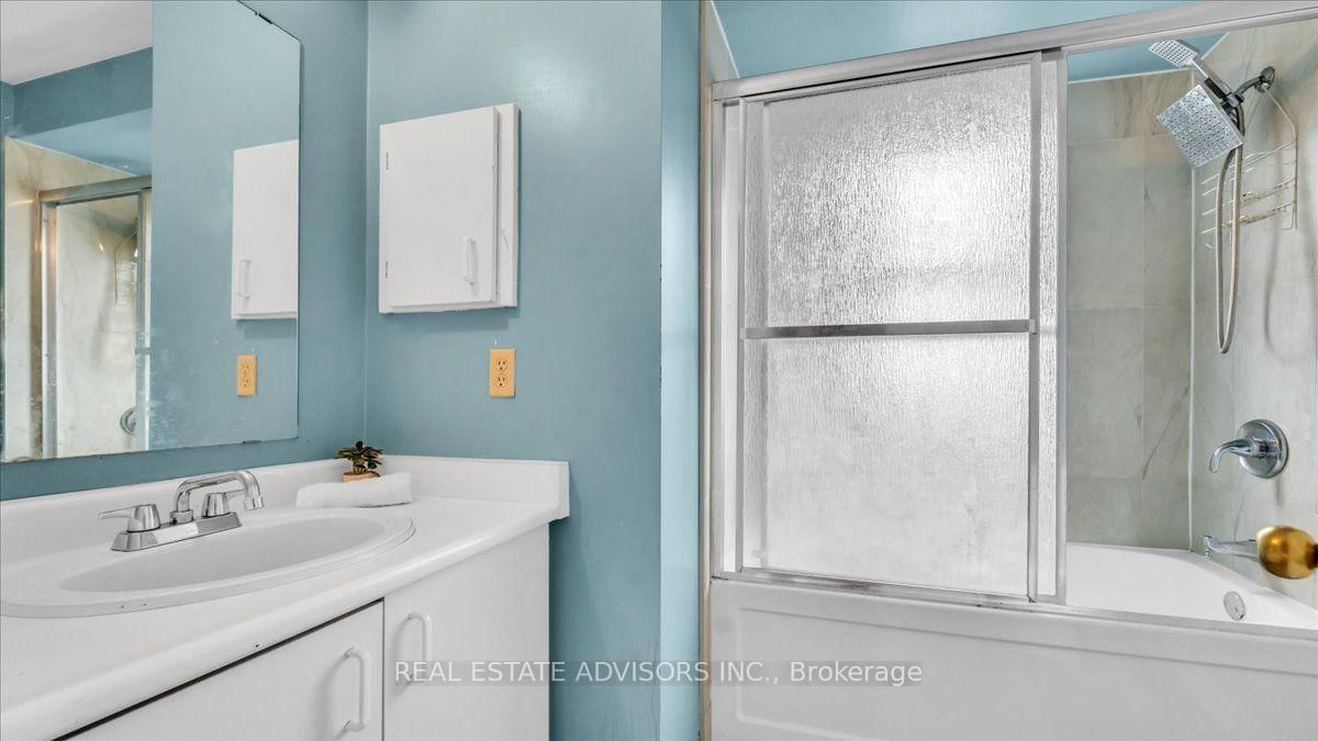 9 Brocklebank Court • Brampton, ON photo 14