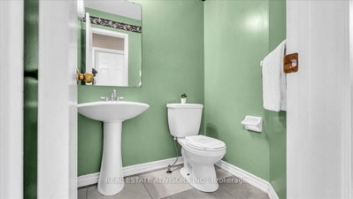 9 Brocklebank Court • Brampton, ON photo 6