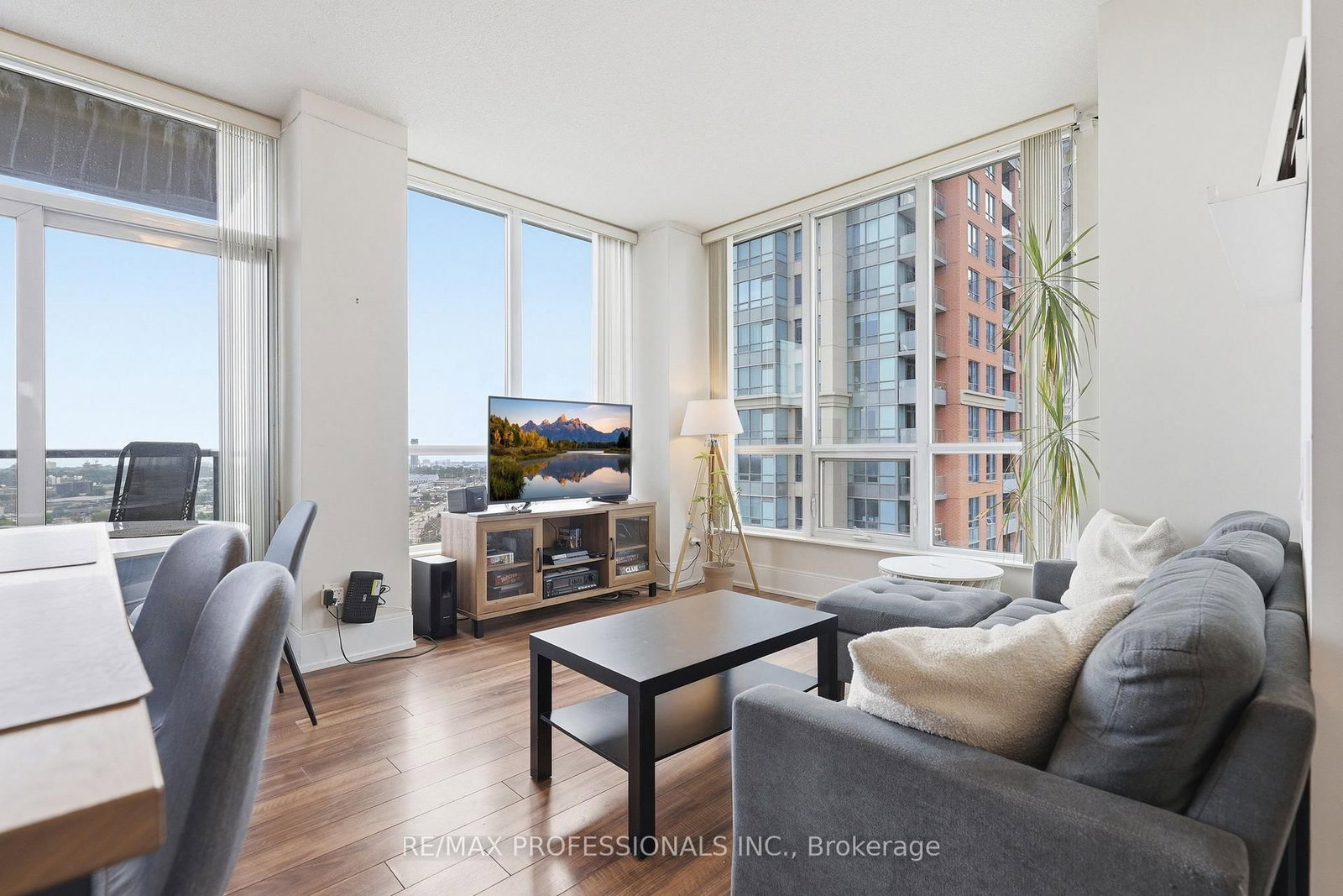 15 Viking Lane • #1602 • Toronto, ON photo 16