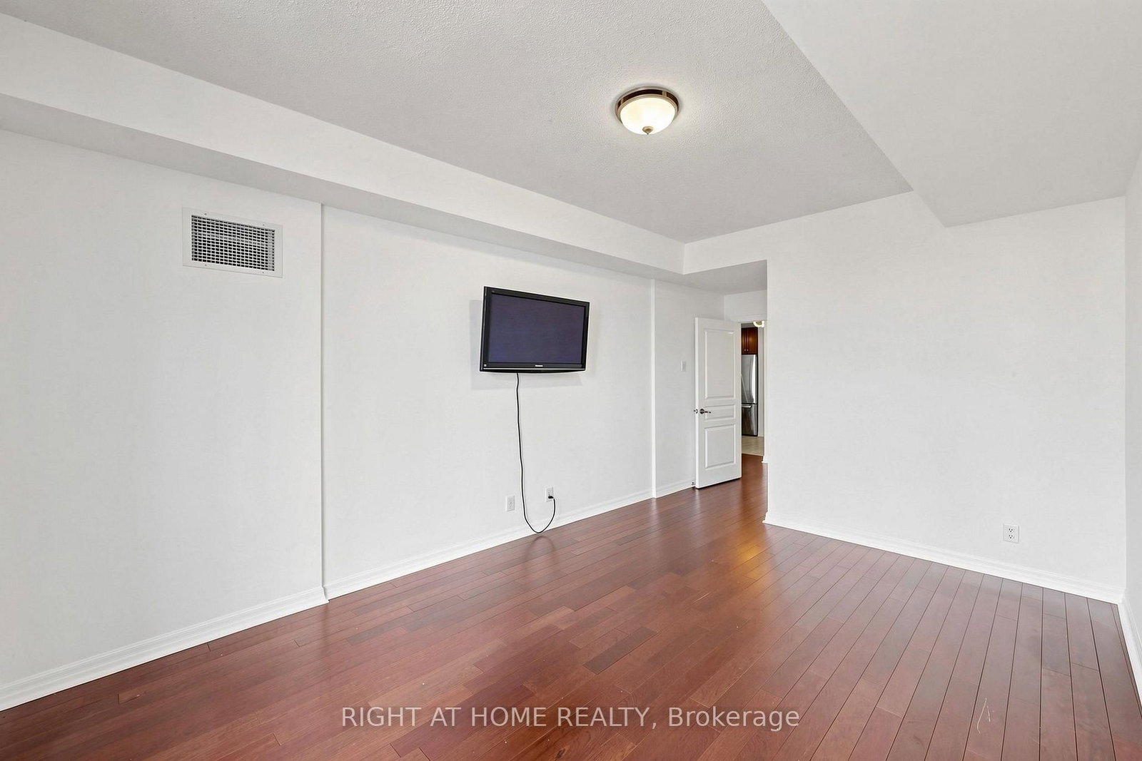 70 PORT Street E • #408 • Mississauga, ON photo 24