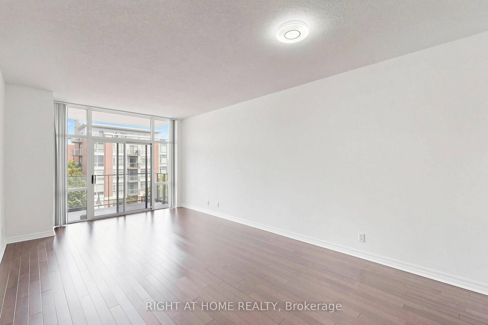 70 PORT Street E • #408 • Mississauga, ON photo 9