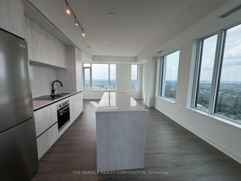 2510 - 2495 Eglinton Avenue W