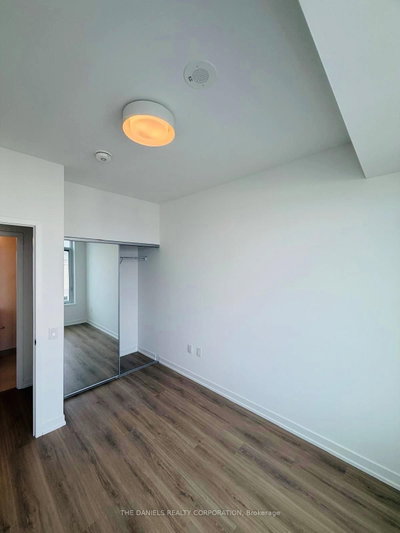 2485 Eglinton Mississauga,ON L5M 0Y4 — Photo 17