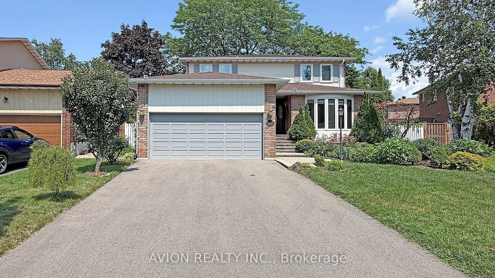 1413 Harmsworth Oakville,ON L6H 3E7