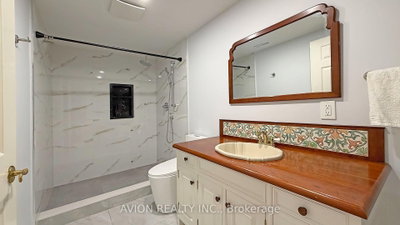 1413 Harmsworth Oakville,ON L6H 3E7 — Photo 37