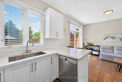 5578 Waterwind Mississauga,ON L5M 0G2 — Photo 25
