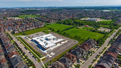 5578 Waterwind Crescent • Mississauga, ON photo 4
