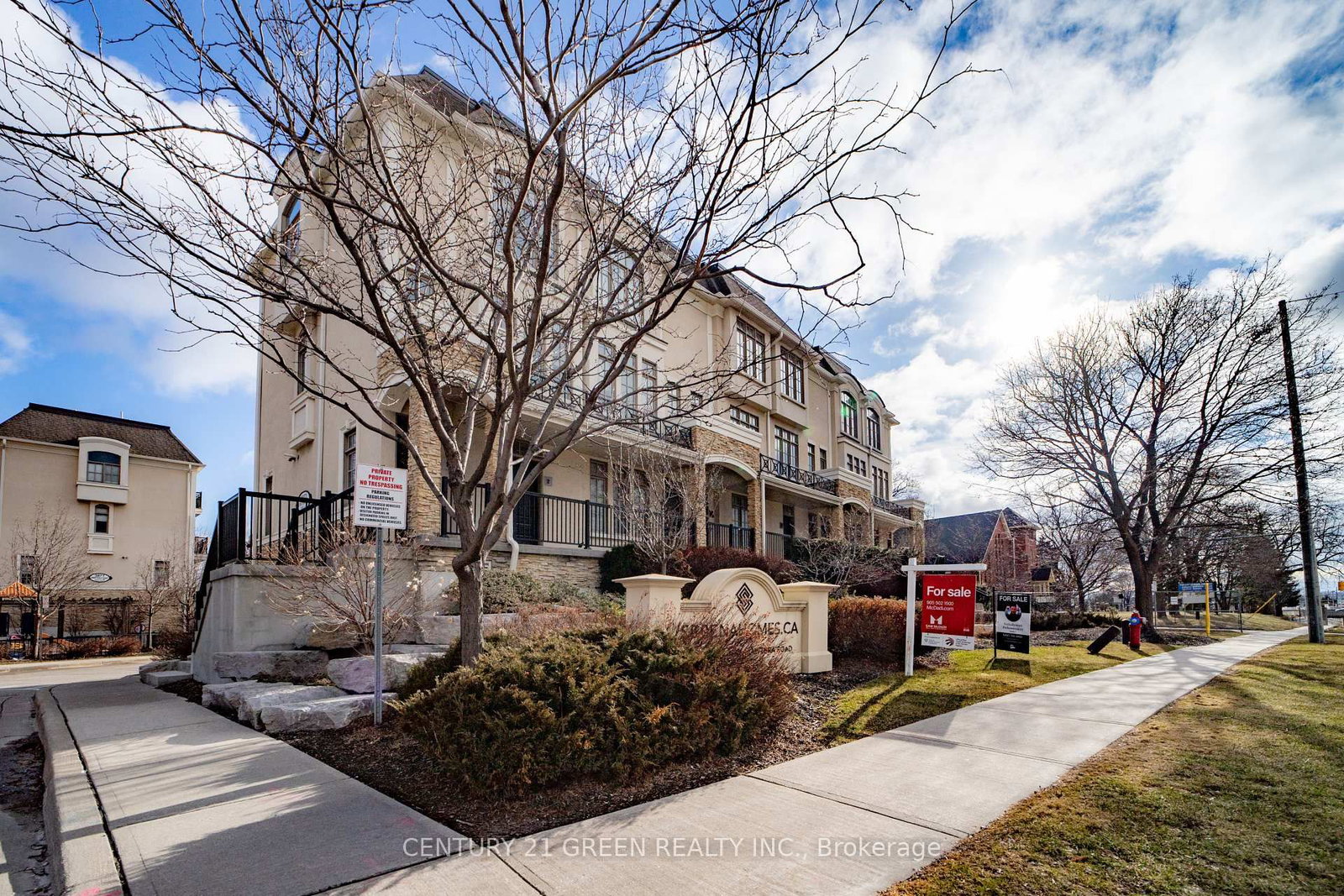3071 Cawthra Mississauga,ON L5A 2X4 — Photo 4