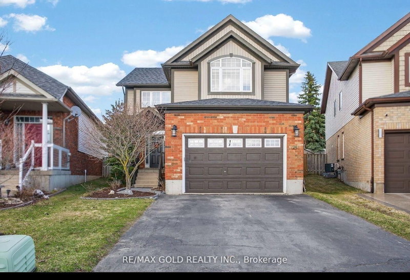 home for lease on 24 MURRAY Court