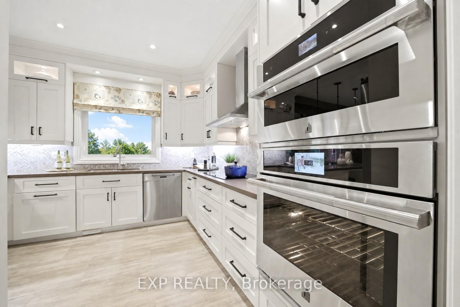 2172 North Ridge Trail • Oakville, ON photo 8