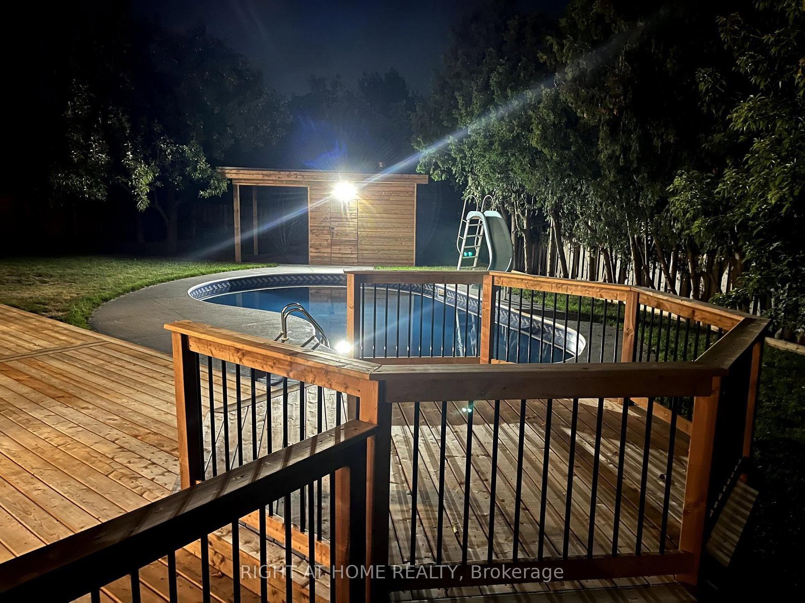 690 Hillman Cres, Mississauga, view 26