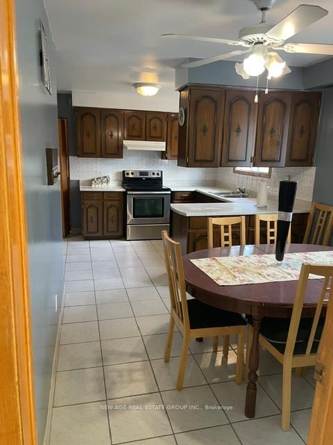112 Anthia Drive W