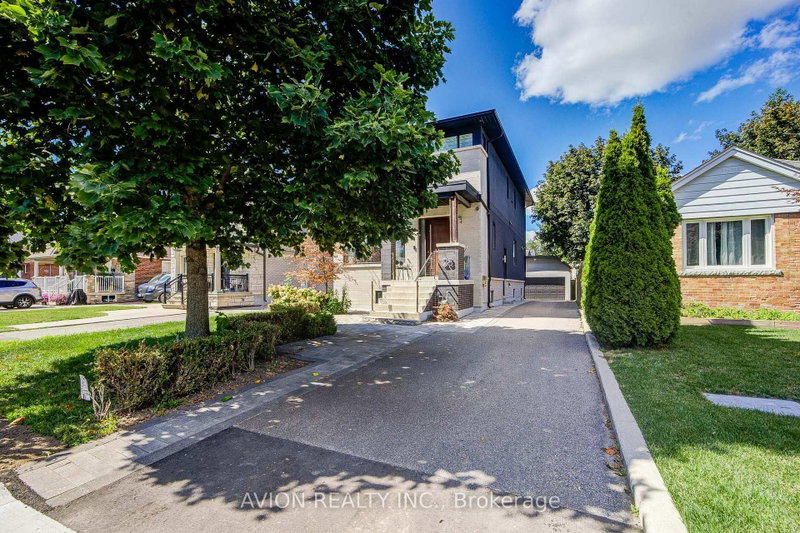 Bsmt - 28 Monarchdale Avenue