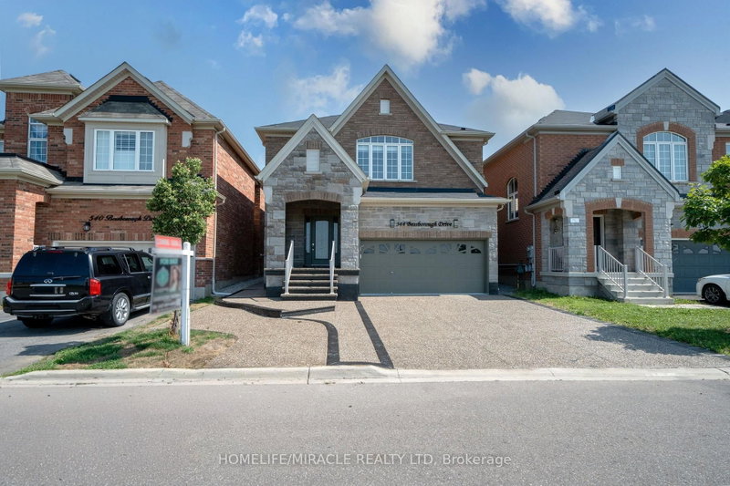 544 Bessborough Drive