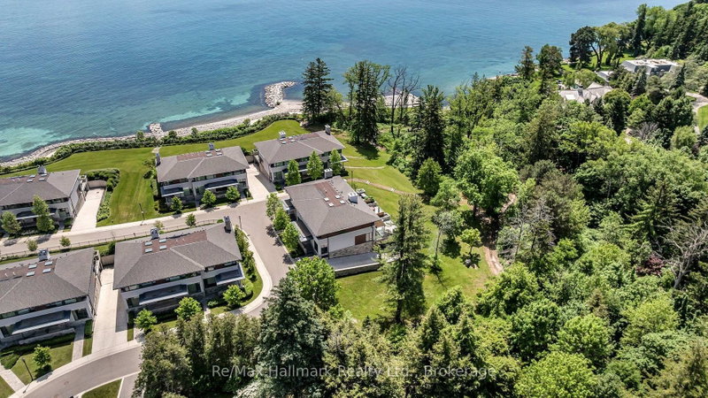 14 - 10 MAPLE GROVE Drive
