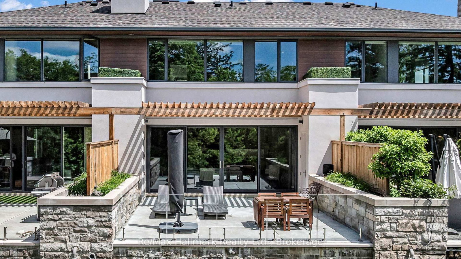 10 MAPLE GROVE Drive • #14 • Oakville, ON photo 11