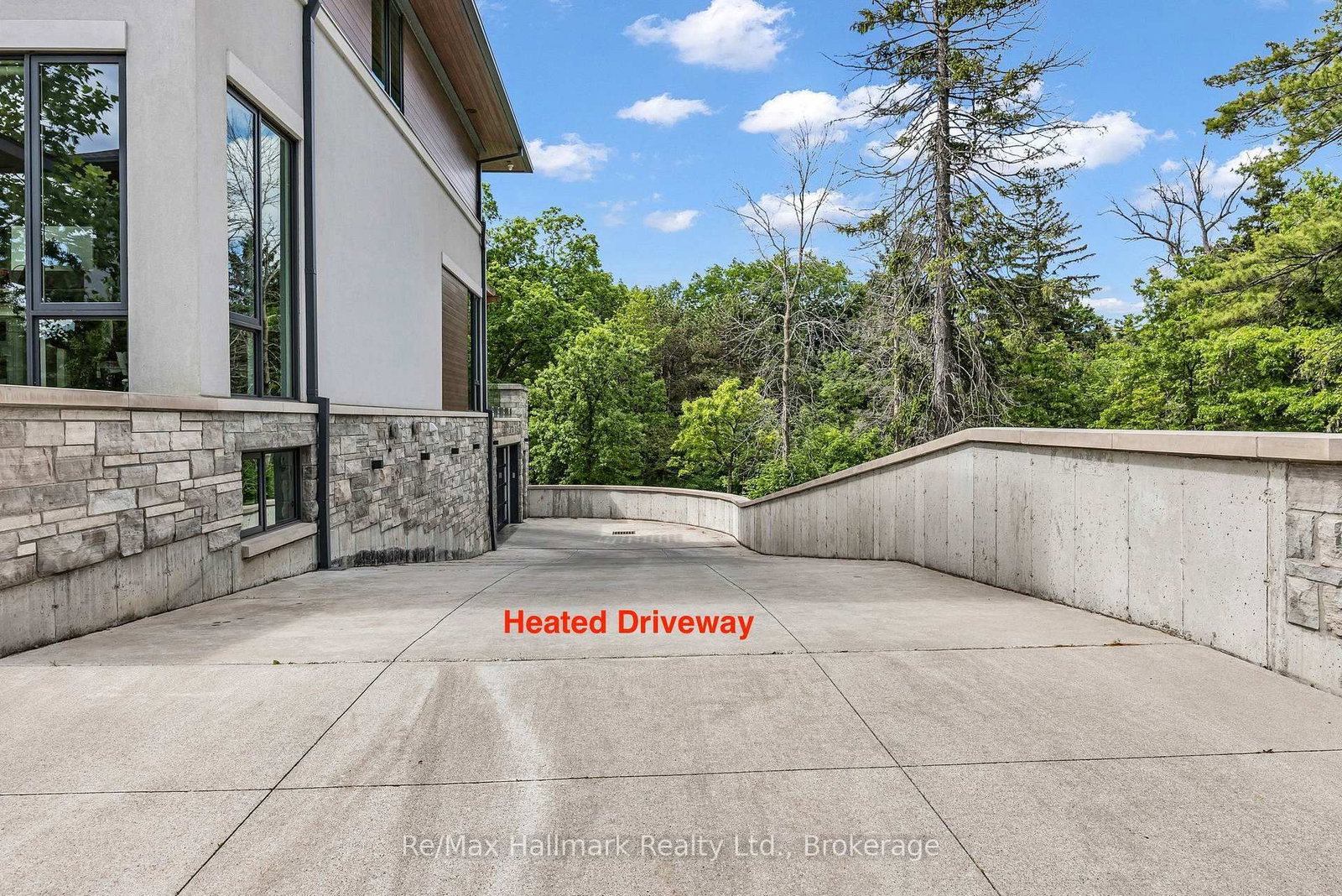 10 MAPLE GROVE Drive • #14 • Oakville, ON photo 45