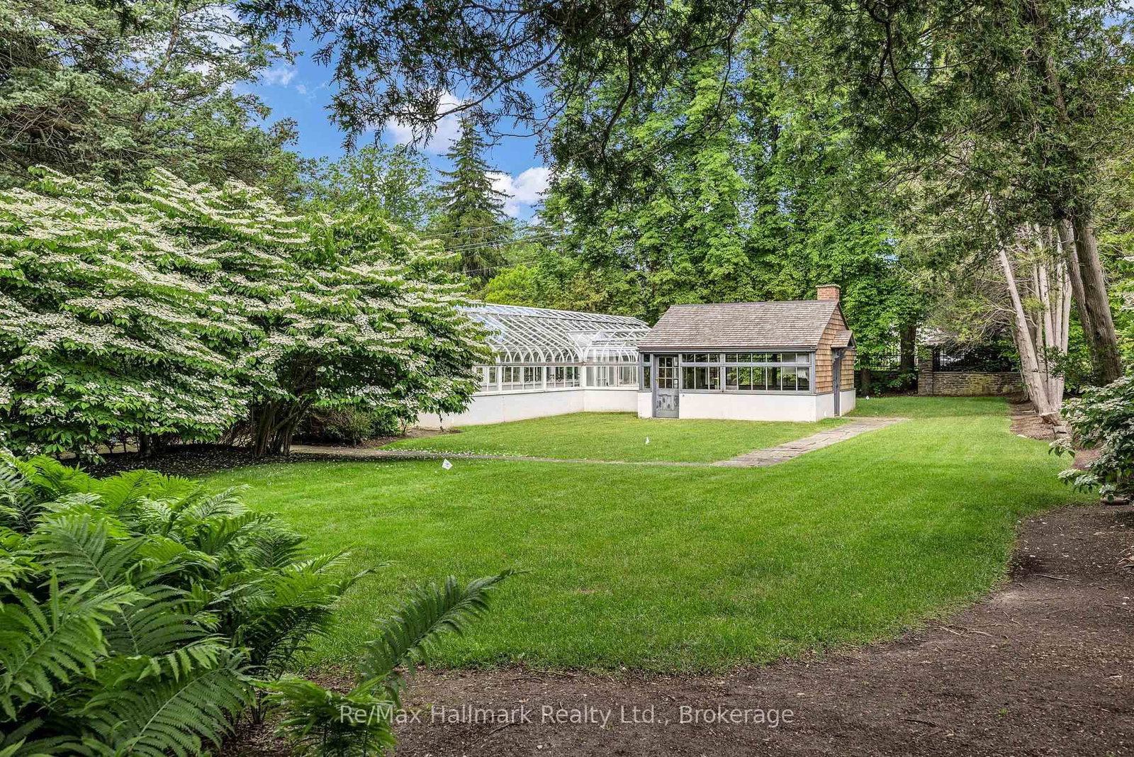 10 MAPLE GROVE Drive • #14 • Oakville, ON photo 49