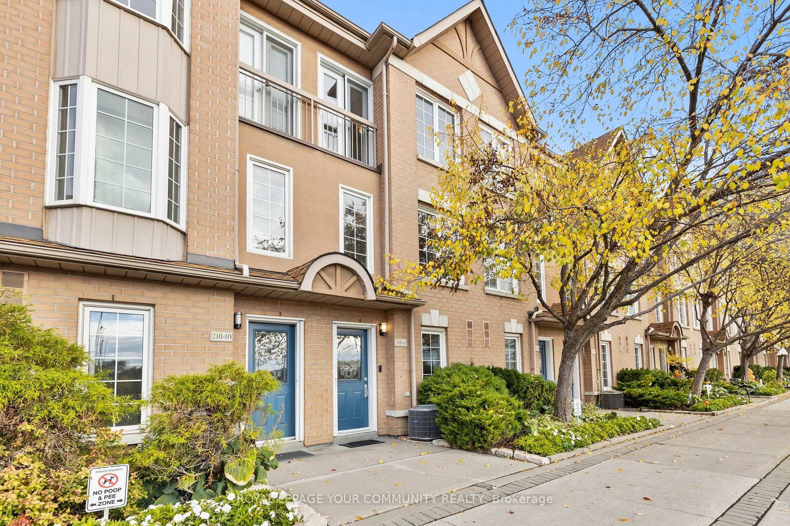Property at 210 Manitoba