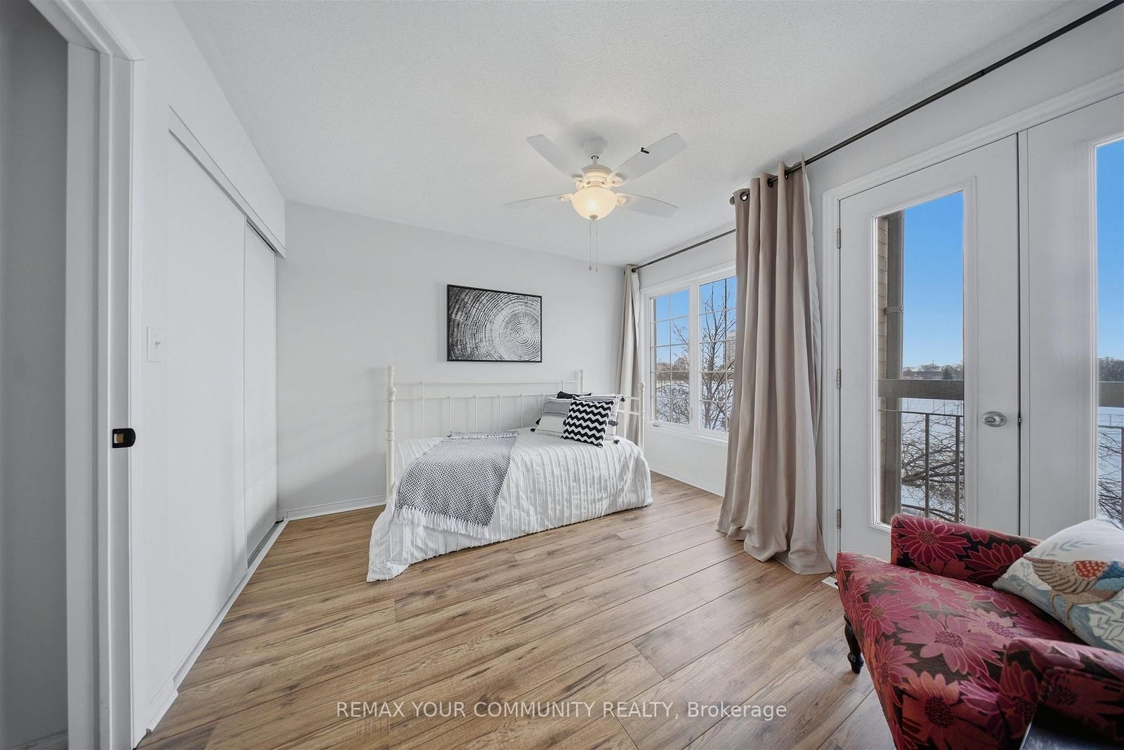 210 Manitoba Street • #11 • Toronto, ON photo 22
