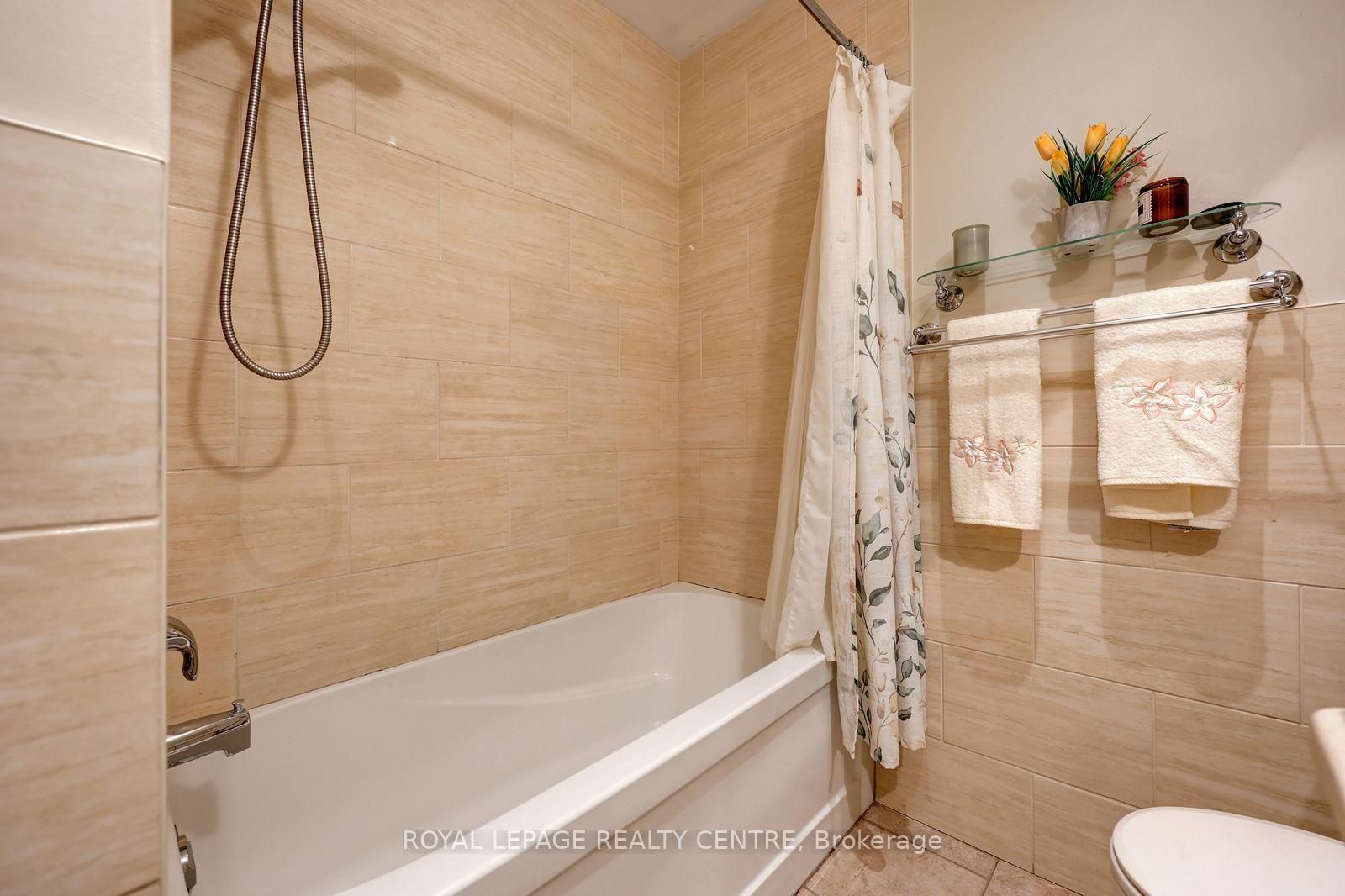 3422 Queenston Drive • Mississauga, ON photo 21