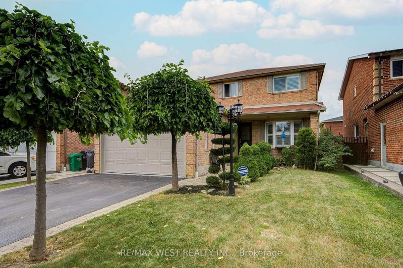 8 Ballycastle Crescent
