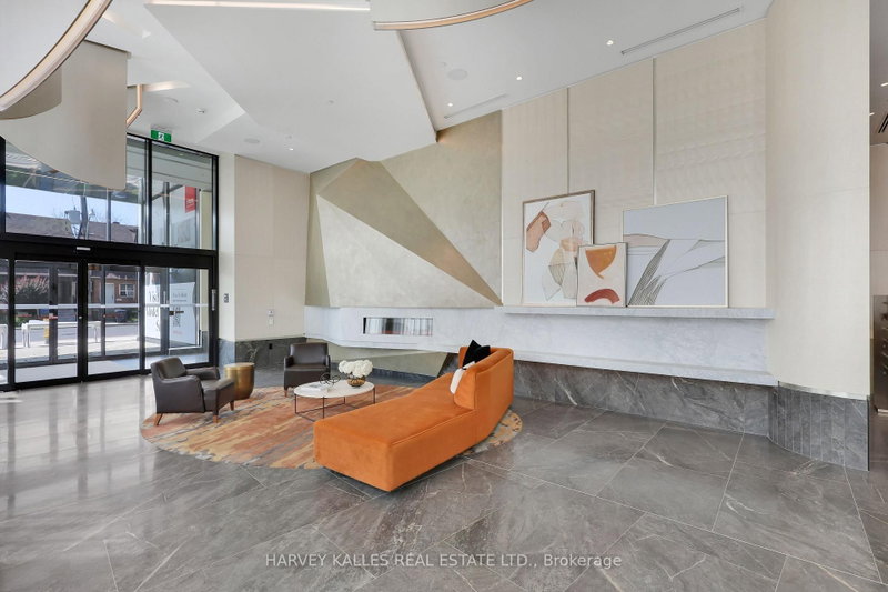 PH2 - 858 Dupont Street
