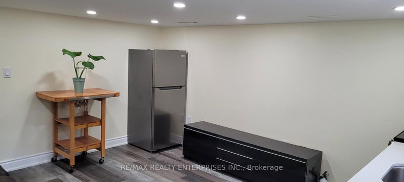 65A Chambers Avenue