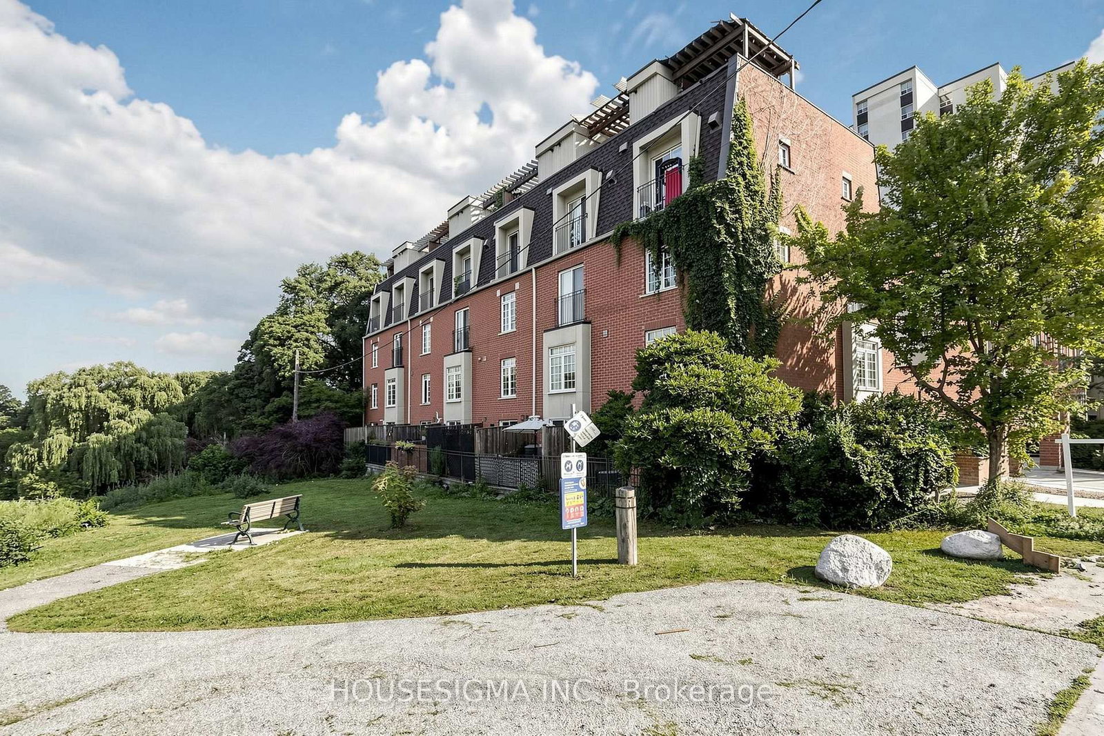 870 Jane Street • #106 • Toronto, ON photo 1