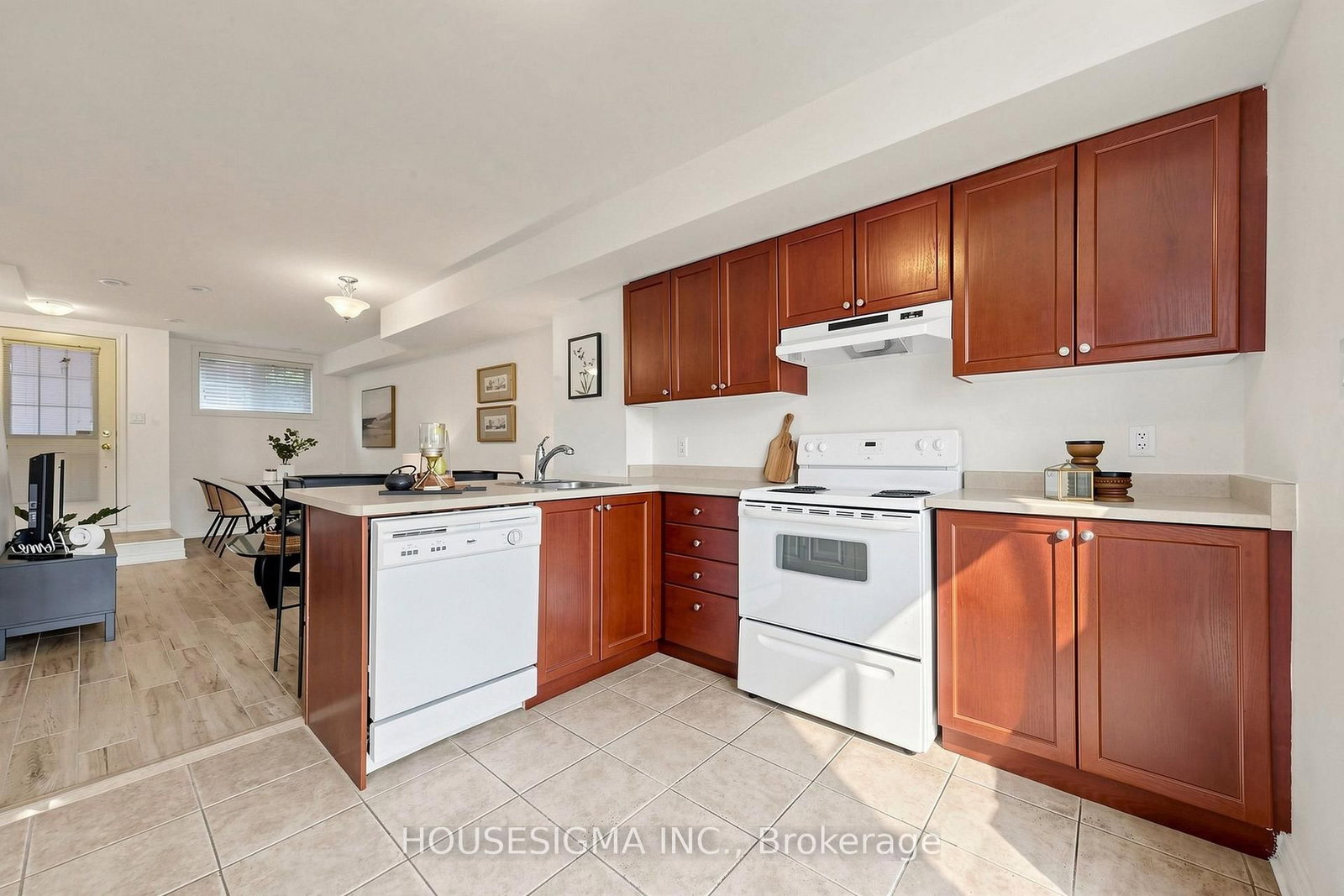 870 Jane Street • #106 • Toronto, ON photo 10