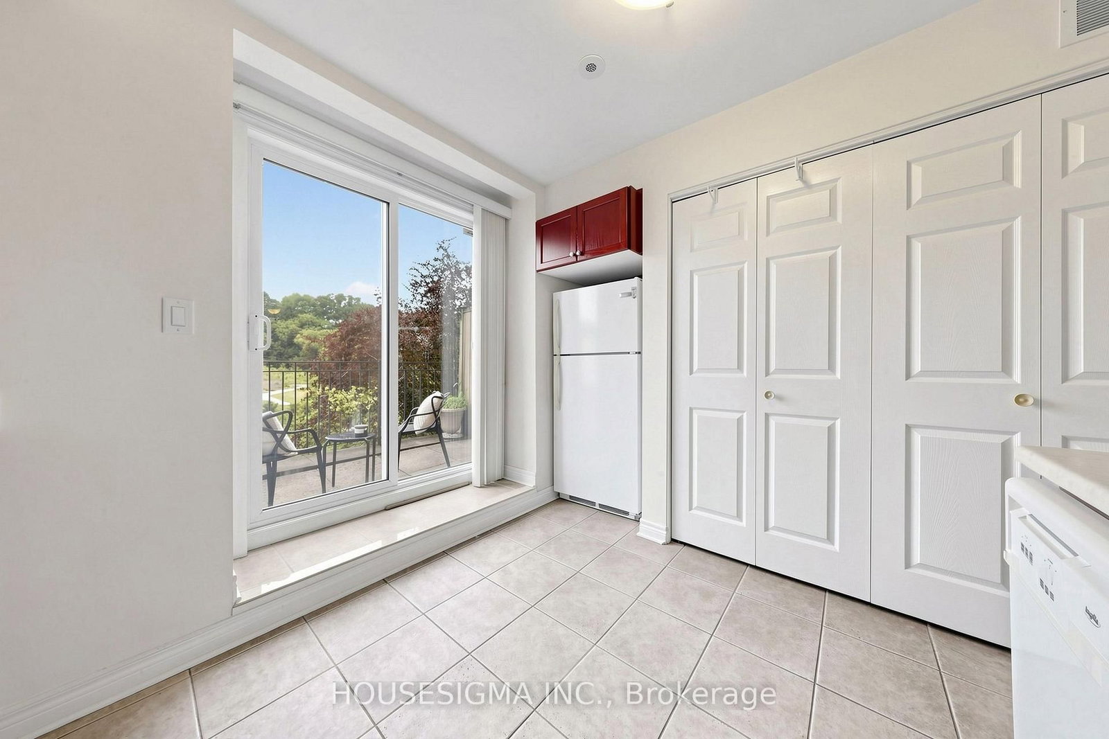870 Jane Street • #106 • Toronto, ON photo 11