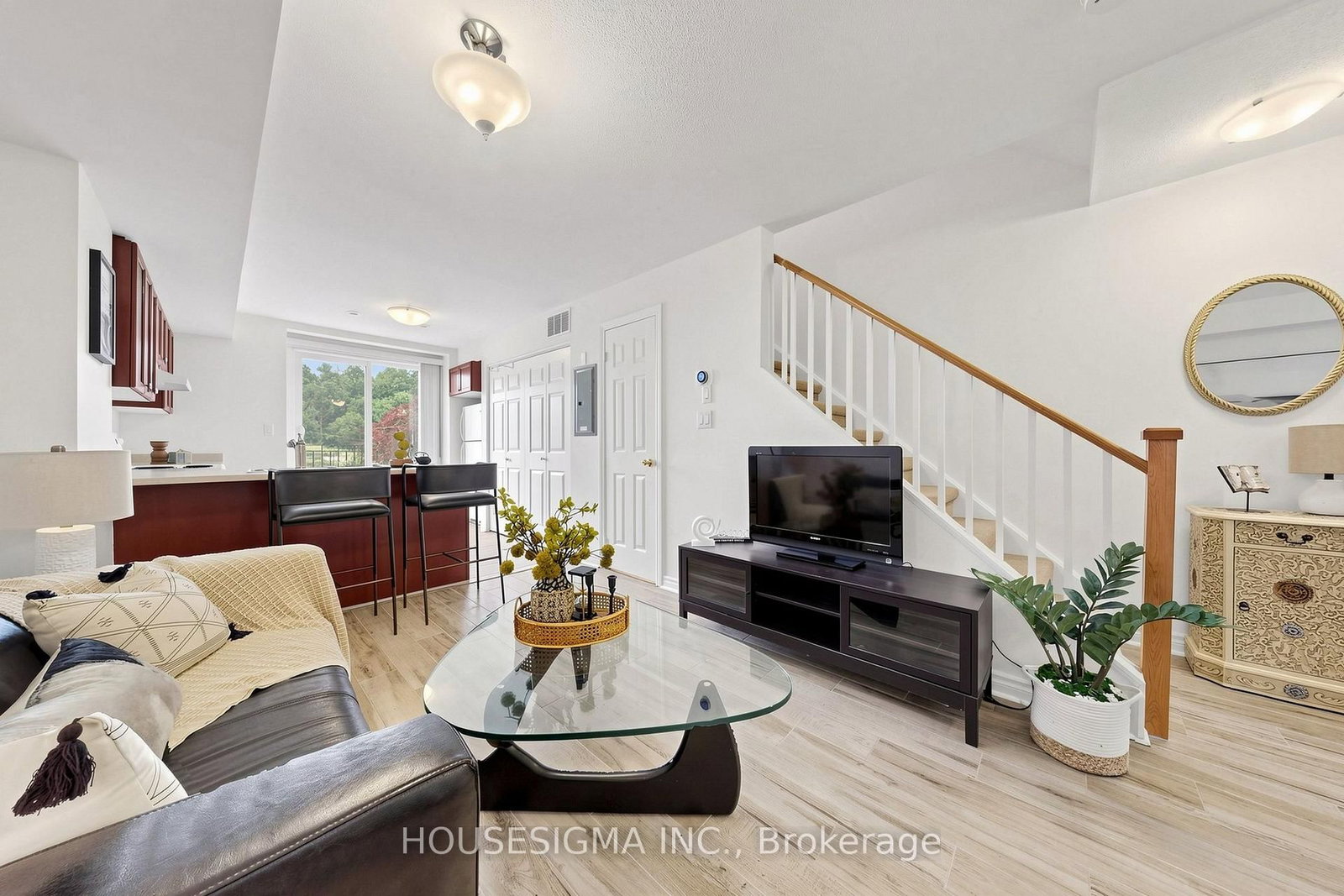 870 Jane Street • #106 • Toronto, ON photo 4