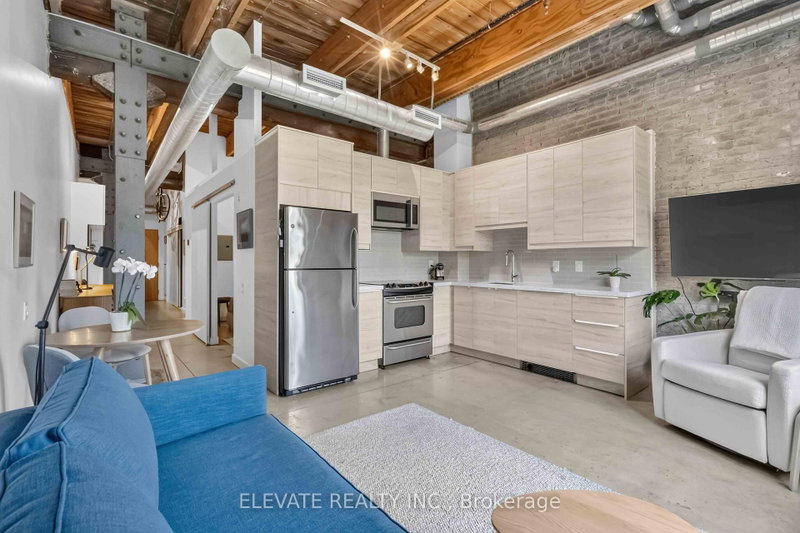 312 - 363 Sorauren Avenue