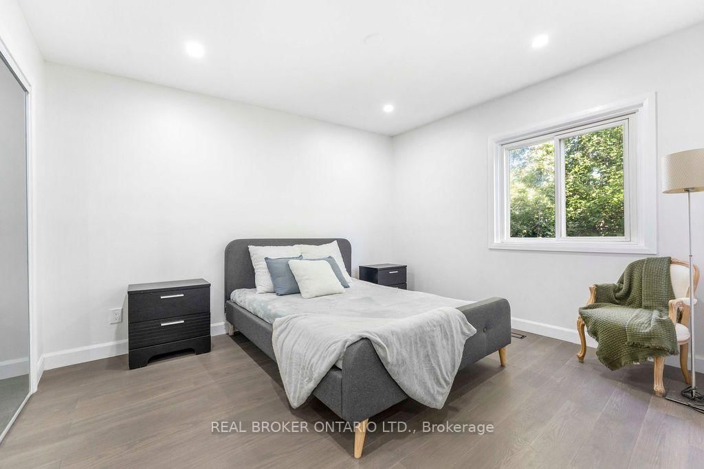 1412 Seaview Drive • Mississauga, ON photo 18