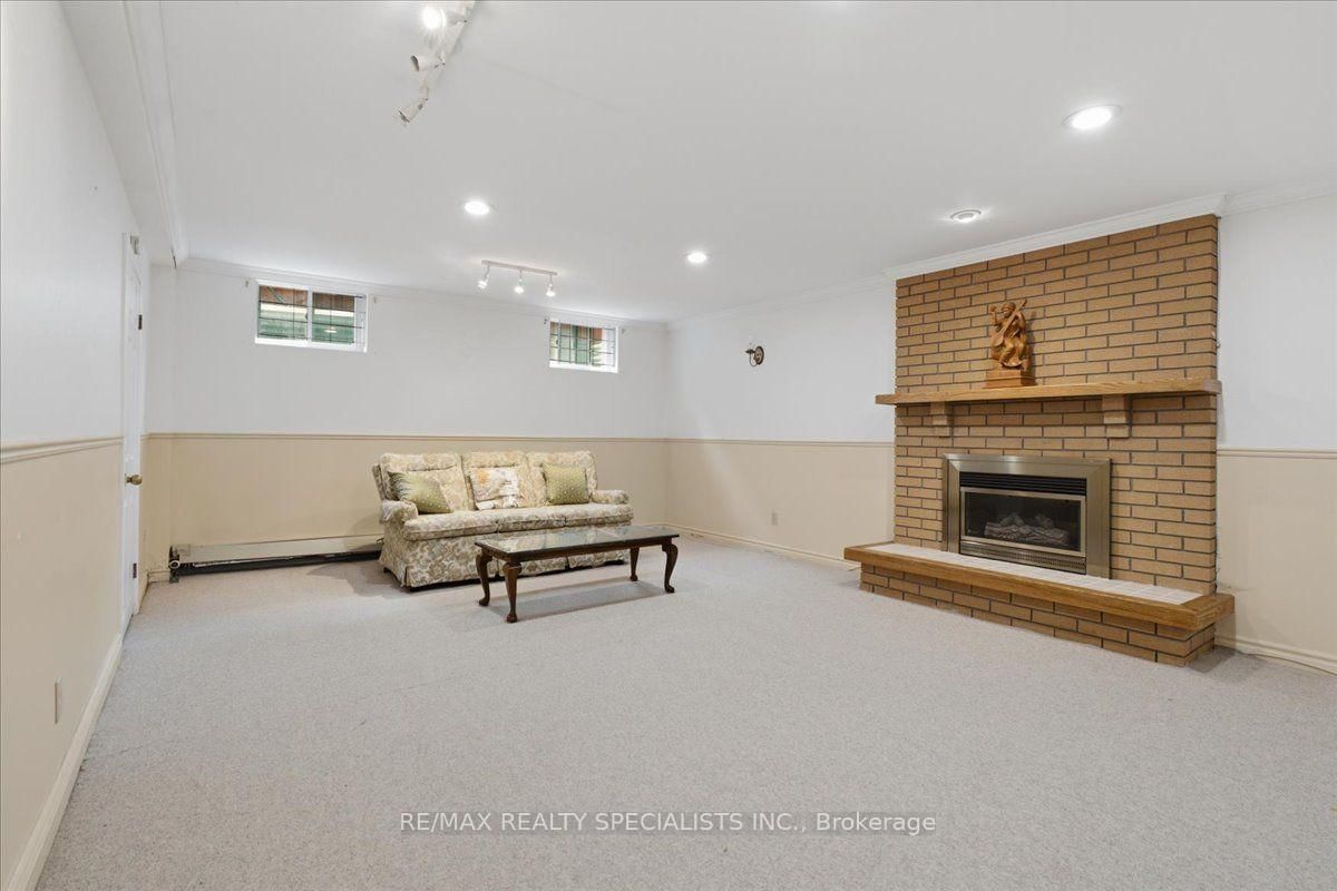 1273 Winding Trail • Mississauga, ON photo 36