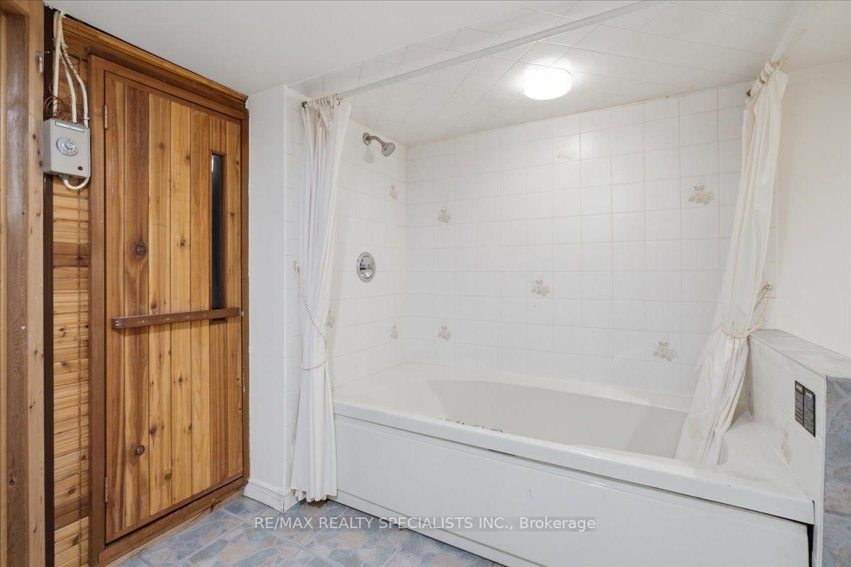 1273 Winding Trail • Mississauga, ON photo 39