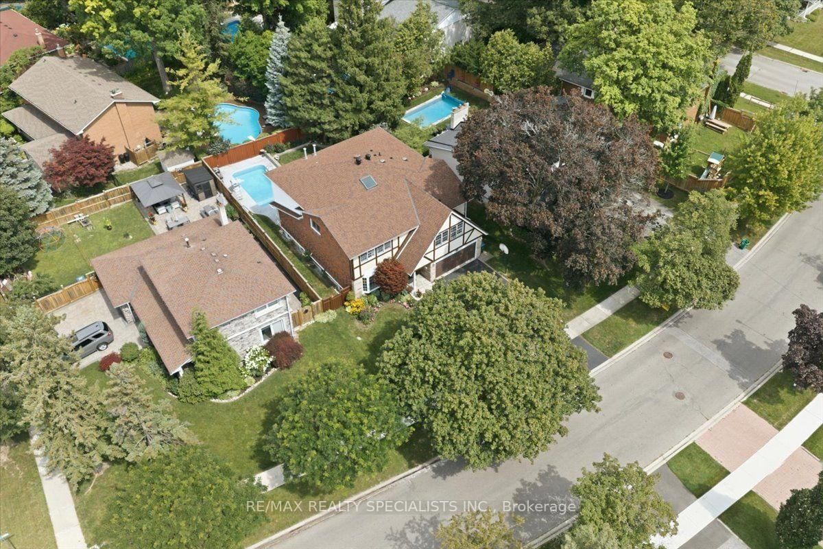 1273 Winding Trail • Mississauga, ON photo 48