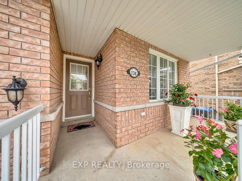 134 Dells Crescent