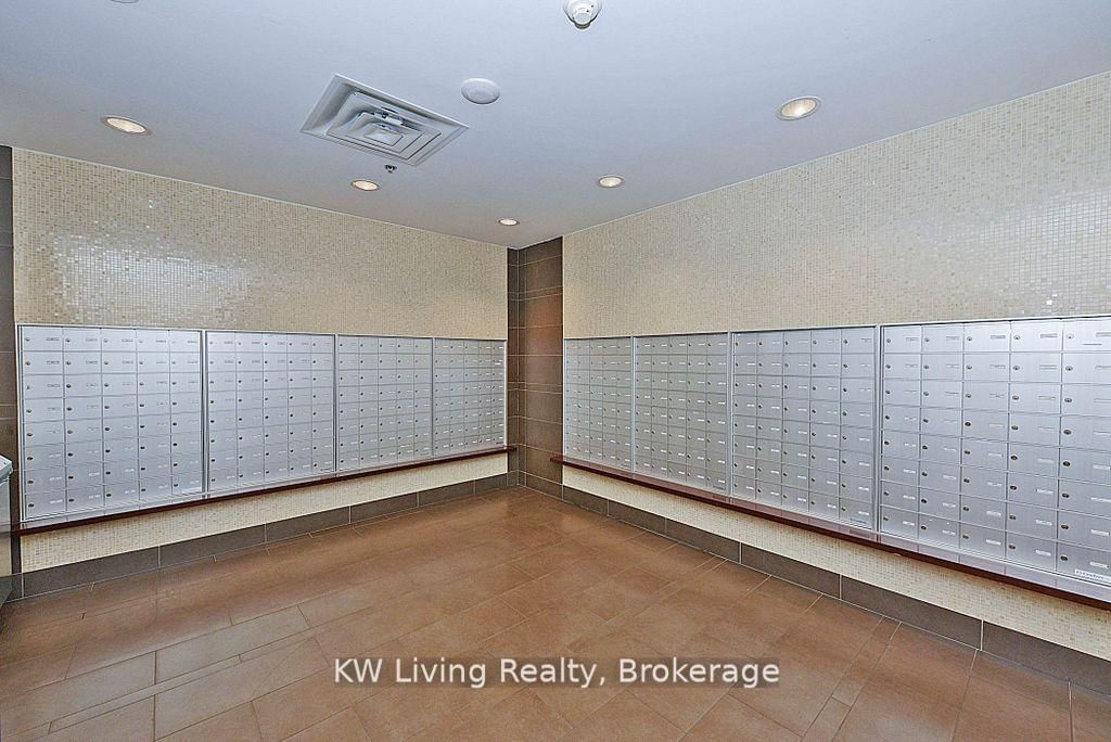 90 Absolute Avenue • #1604 • Mississauga, ON photo 4