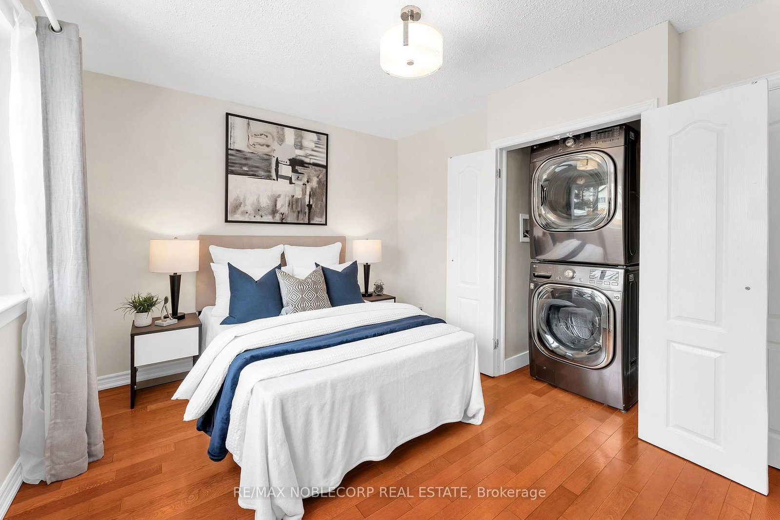 4230 Bloor Street W • Toronto, ON photo 36