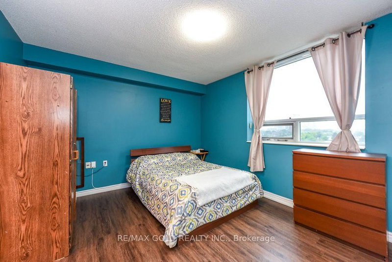 200 Burnhamthorpe Mississauga,ON L5A 4L4 — Photo 19