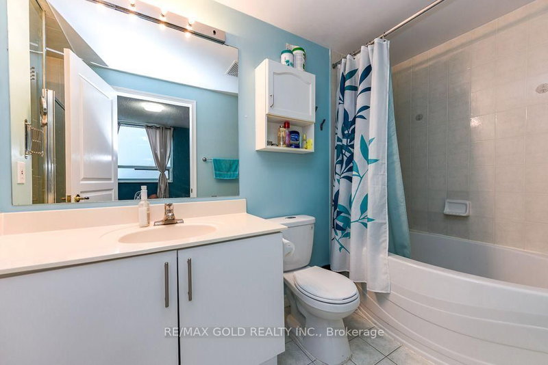 200 Burnhamthorpe Mississauga,ON L5A 4L4 — Photo 20