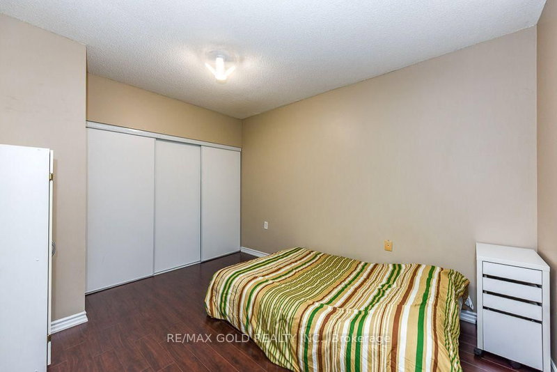 200 Burnhamthorpe Mississauga,ON L5A 4L4 — Photo 22