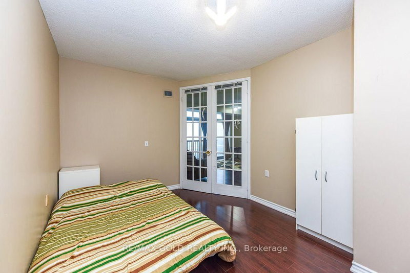 200 Burnhamthorpe Mississauga,ON L5A 4L4 — Photo 23